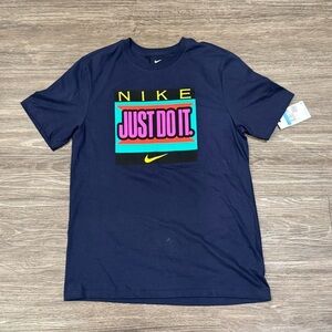 Nike Logo Shirt sz M